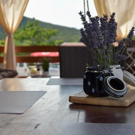 Mobile Home Tomic Тисно Екстер'єр фото